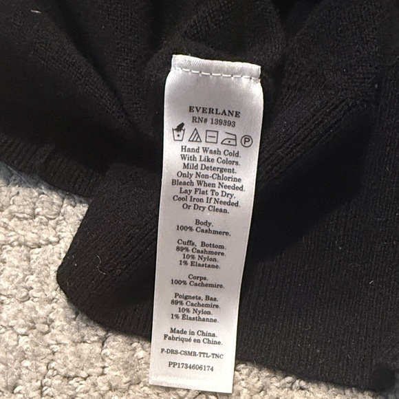 Everlane Cashmere Black Turtleneck Dress size Small - Picture 7 of 7
